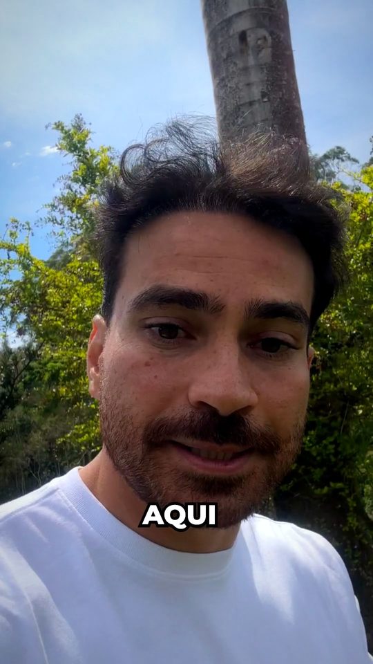 Legenda abaixo do rosto em tela cheia